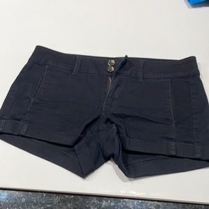 Express black short with side pockets.  Barely worn.